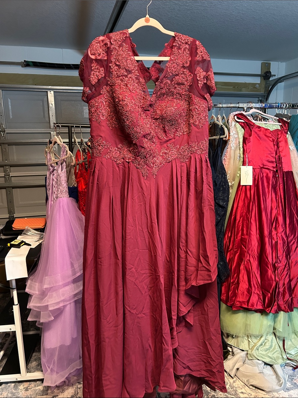 Elegant Plus-Size Burgundy Lace A-Line Dress